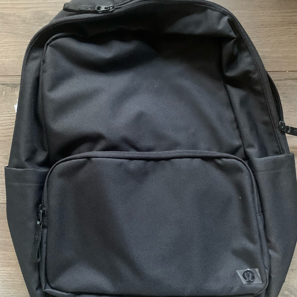 BRAND NEW Lululemon Everywhere Backpack (Tech Canvas)